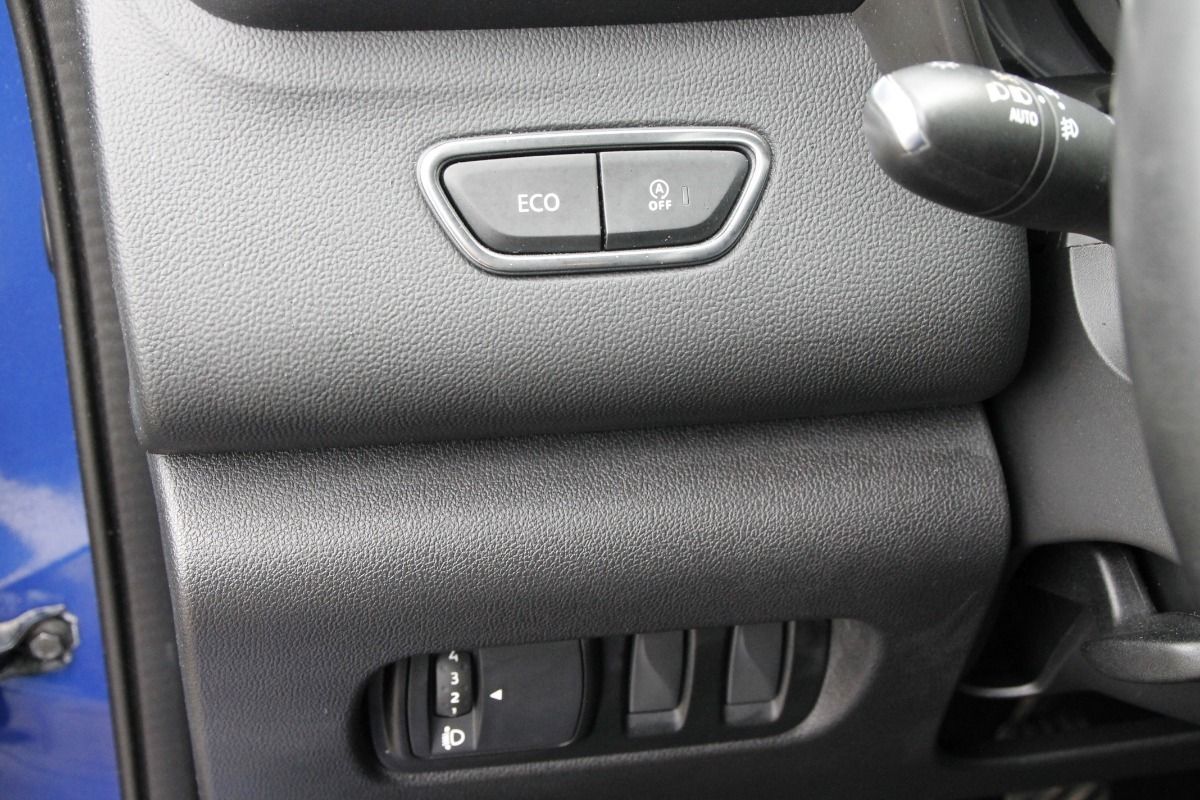 Fahrzeugabbildung Renault Kadjar LIMITED Deluxe TCe 140 GPF