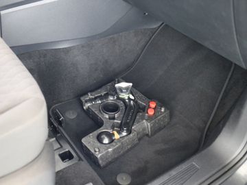 Volkswagen Caddy 2.0TDI LED STANDHZG KAMERA AHK 5J GARANTIE