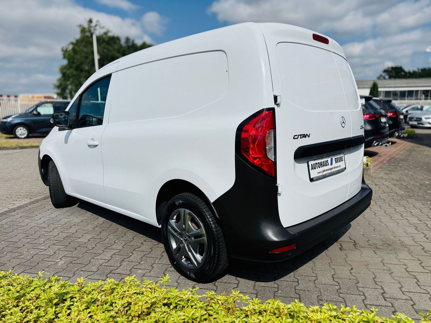 Fahrzeugabbildung Mercedes-Benz Citan 108 CDI PRO, 3-Sitze, Klima, PTS, DAB, SHZ