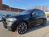 BMW X5 xDrive 40 d*HUD*AHK*PANO*MSPORT*7SITZER*RFK - BMW X-Reihe 7-Sitzer