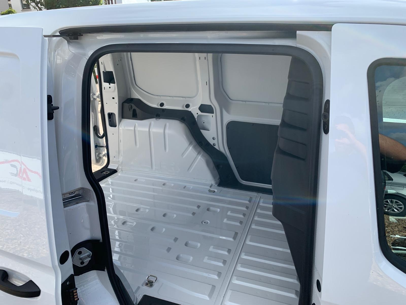 Volkswagen Caddy Cargo 1.5l TSI AHK|Klima| 5 Jahre Garantie