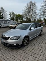 Skoda Superb 2.0 TDI 170PS Klimaautomatik ... - Skoda Superb: 170