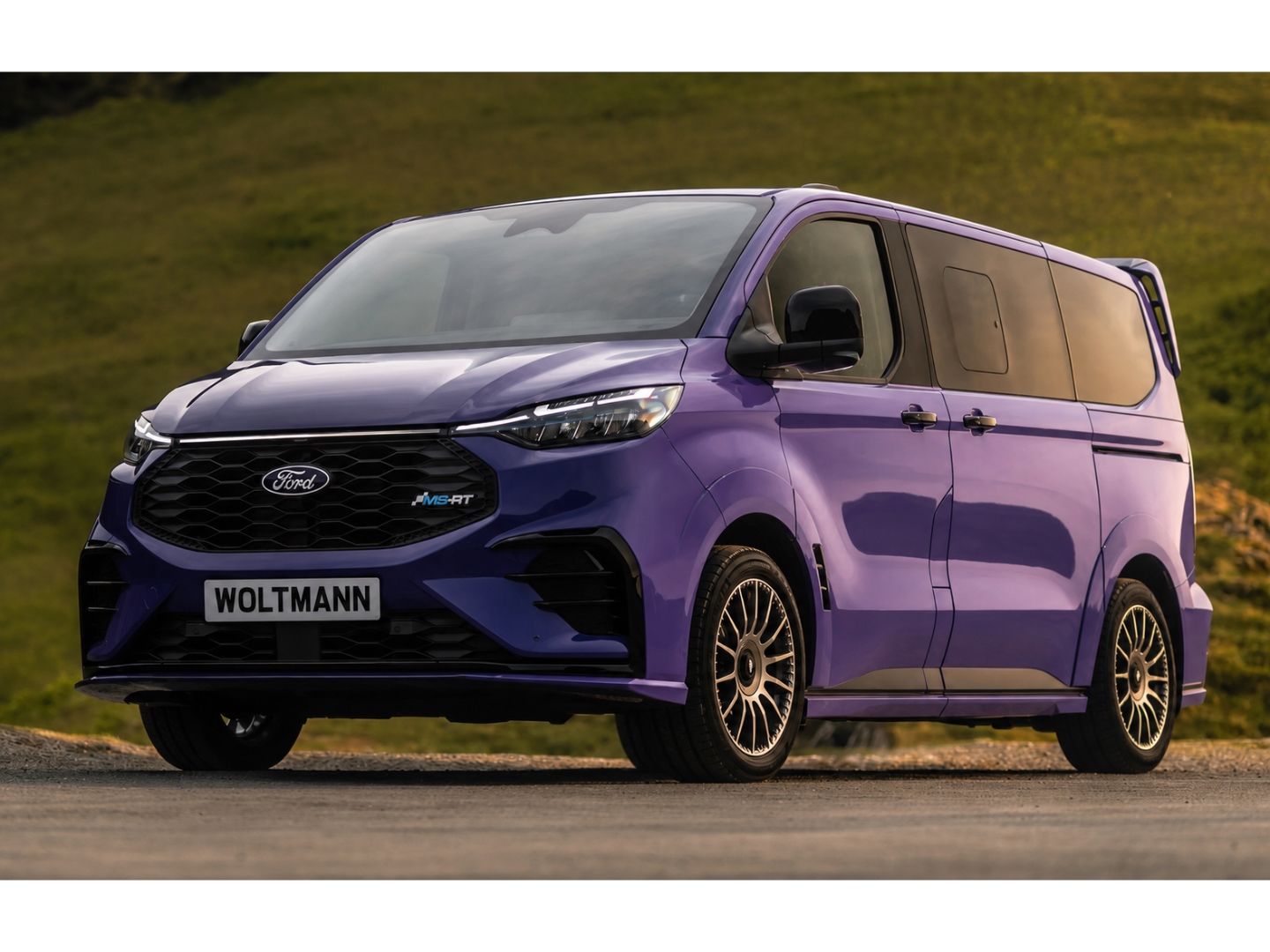Ford Tourneo Custom MSRT BUS EXKLUSIV 8.Sitzer Leder imagem 2