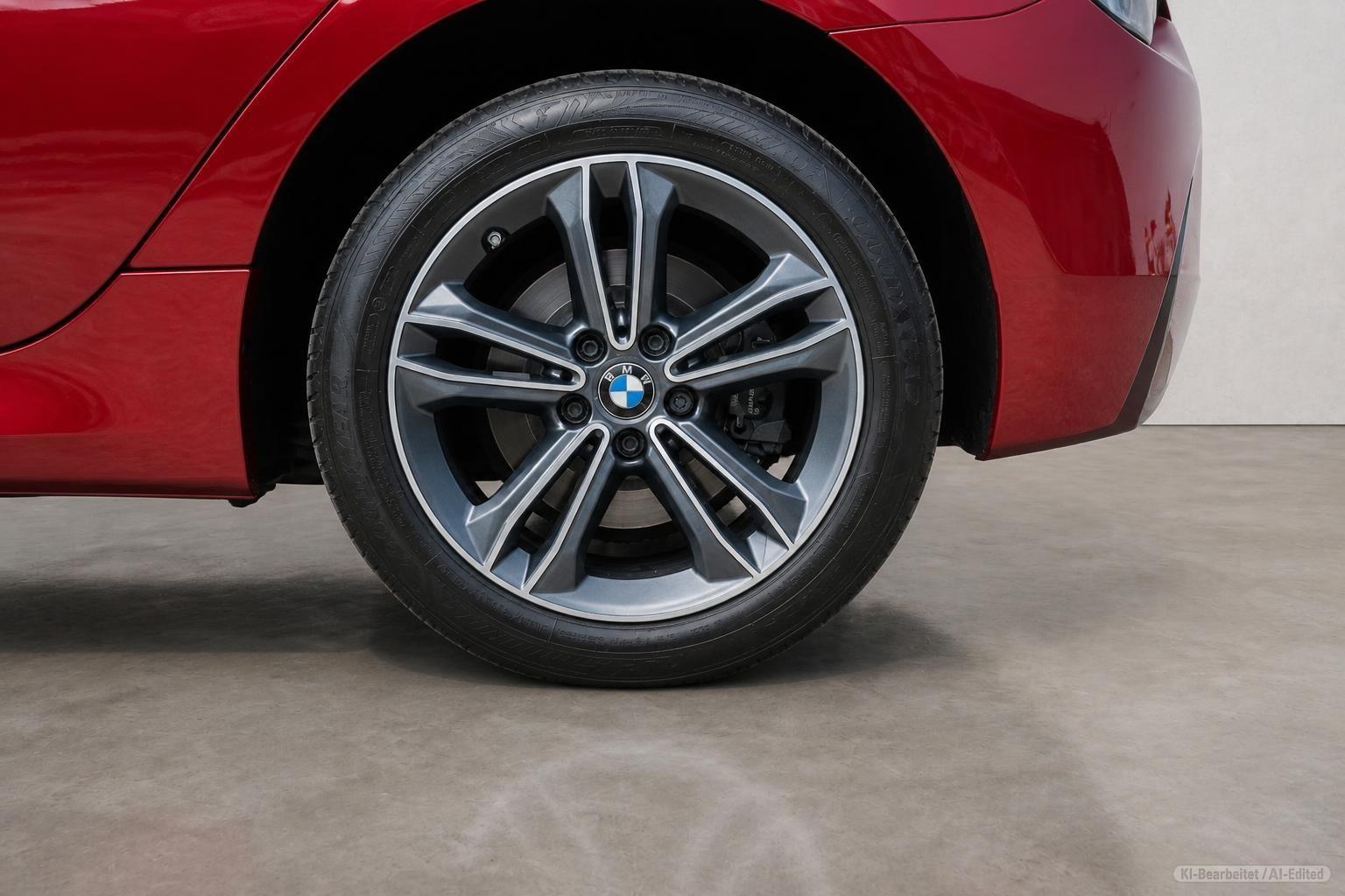 BMW 225 Active Tourer 225 i xDrive Sport Line LED