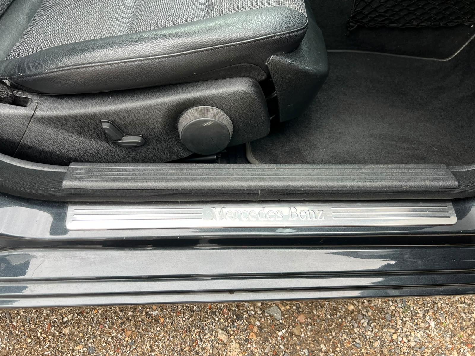 Mercedes-Benz C220 2011 — photo 29
