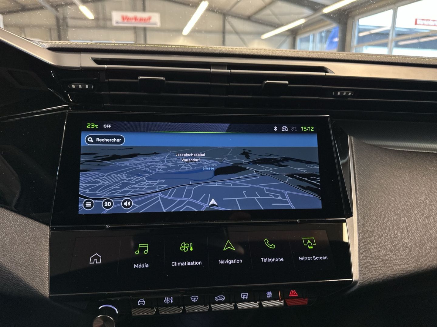 Fahrzeugabbildung Peugeot 308 SW GT HYBRID 145 e-DSC6 Panorama Navi ACC