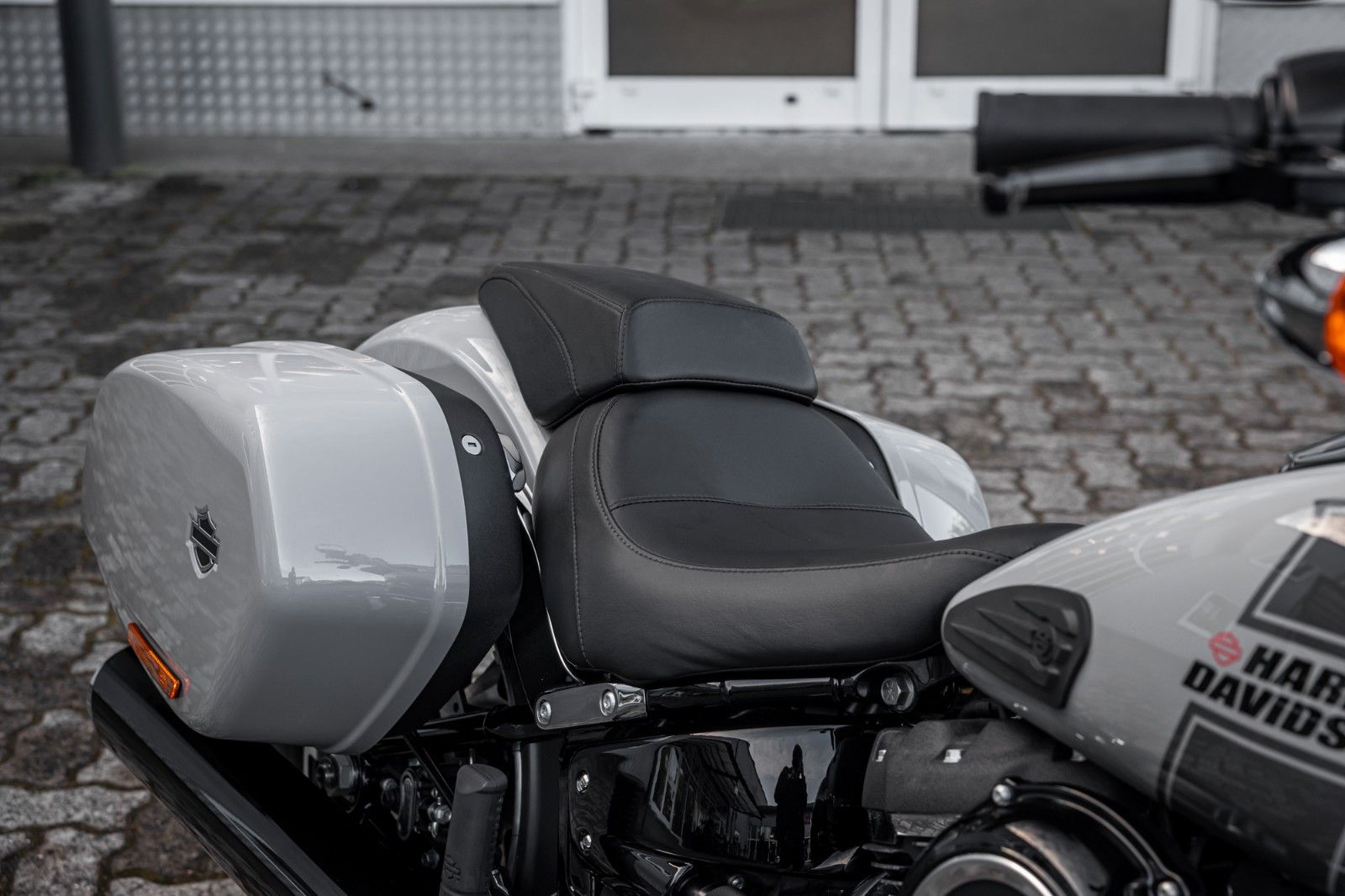 Fahrzeugabbildung Harley-Davidson FLSB Sport Glide Softail - JEKILL & HYDE