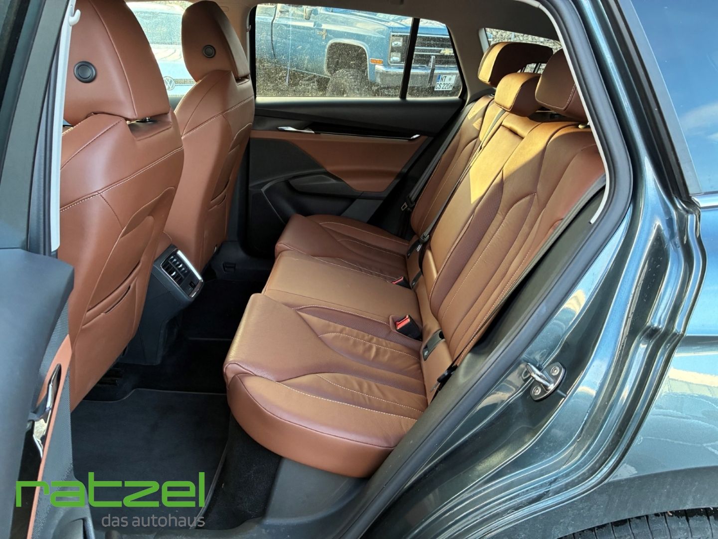 Fahrzeugabbildung SKODA Enyaq 80 ecoSuite iV 150 Navi Kamera Elektr. Hec