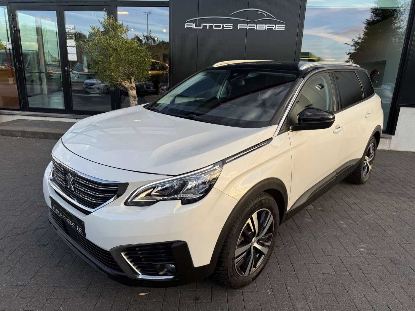 Peugeot 5008 1.6 BlueHDi Allure Automaat NIEUWE MOTOR !!