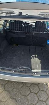 Ford Focus 1.6 Ghia Ghia - Ford Focus aus 2003: Ghia