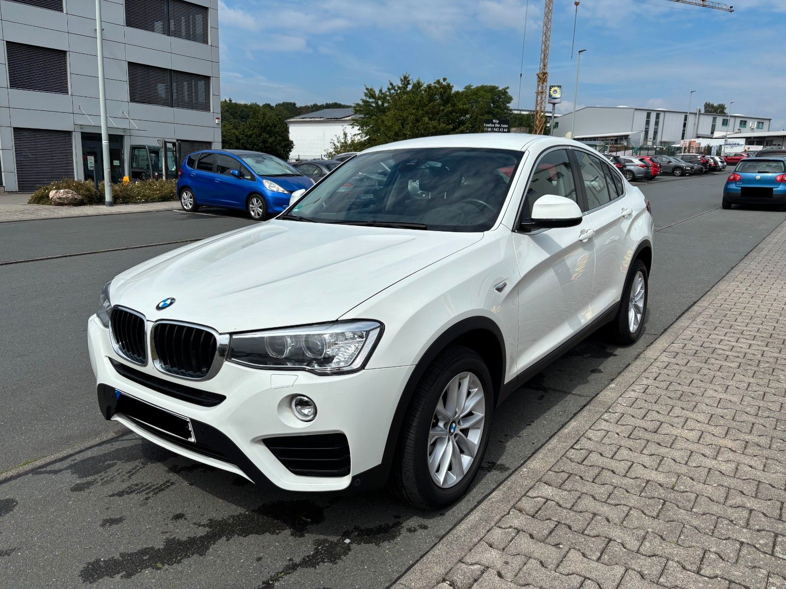 BMW X4 xDrive20d Advantage inkl. Winterräder