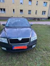 Skoda Octavia Combi 1.9 TDI 4x4 Tour Tour - Skoda Octavia aus 2005 mit Diesel-Antrieb
