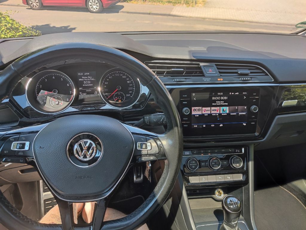 Image of Volkswagen Touran