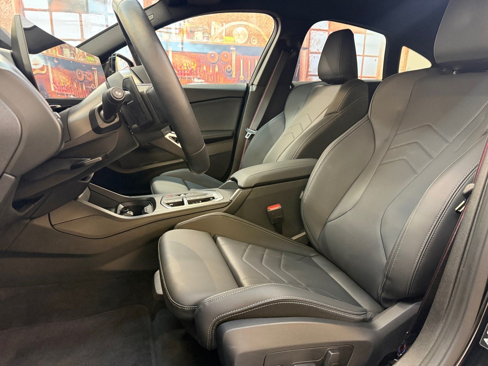 BMW 223 Gran Coupé - Bild 7