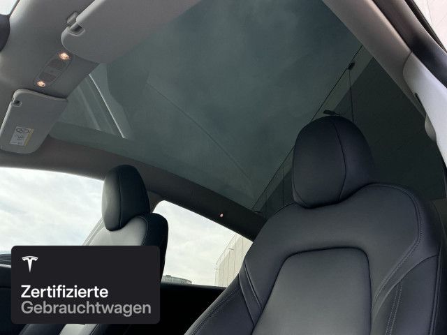 Tesla Model Y Long Range AWD foto 23