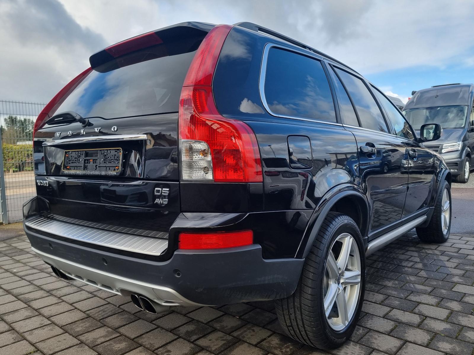 VOLVO XC90 2.4 D5 200 ch R-DESIGN AWD BVA 7 PLACES 2ème MAIN - CUIR - ATTELAGE - 174600 km