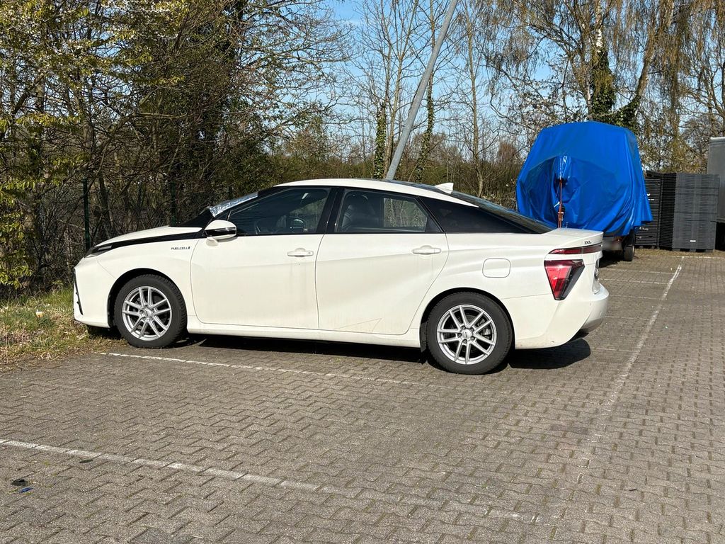 Image of Toyota Mirai