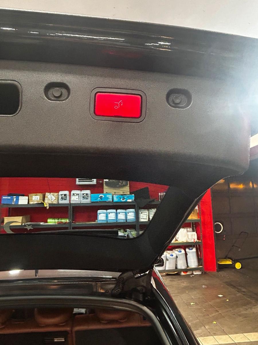 Mercedes-Benz E280 2007 — photo 15