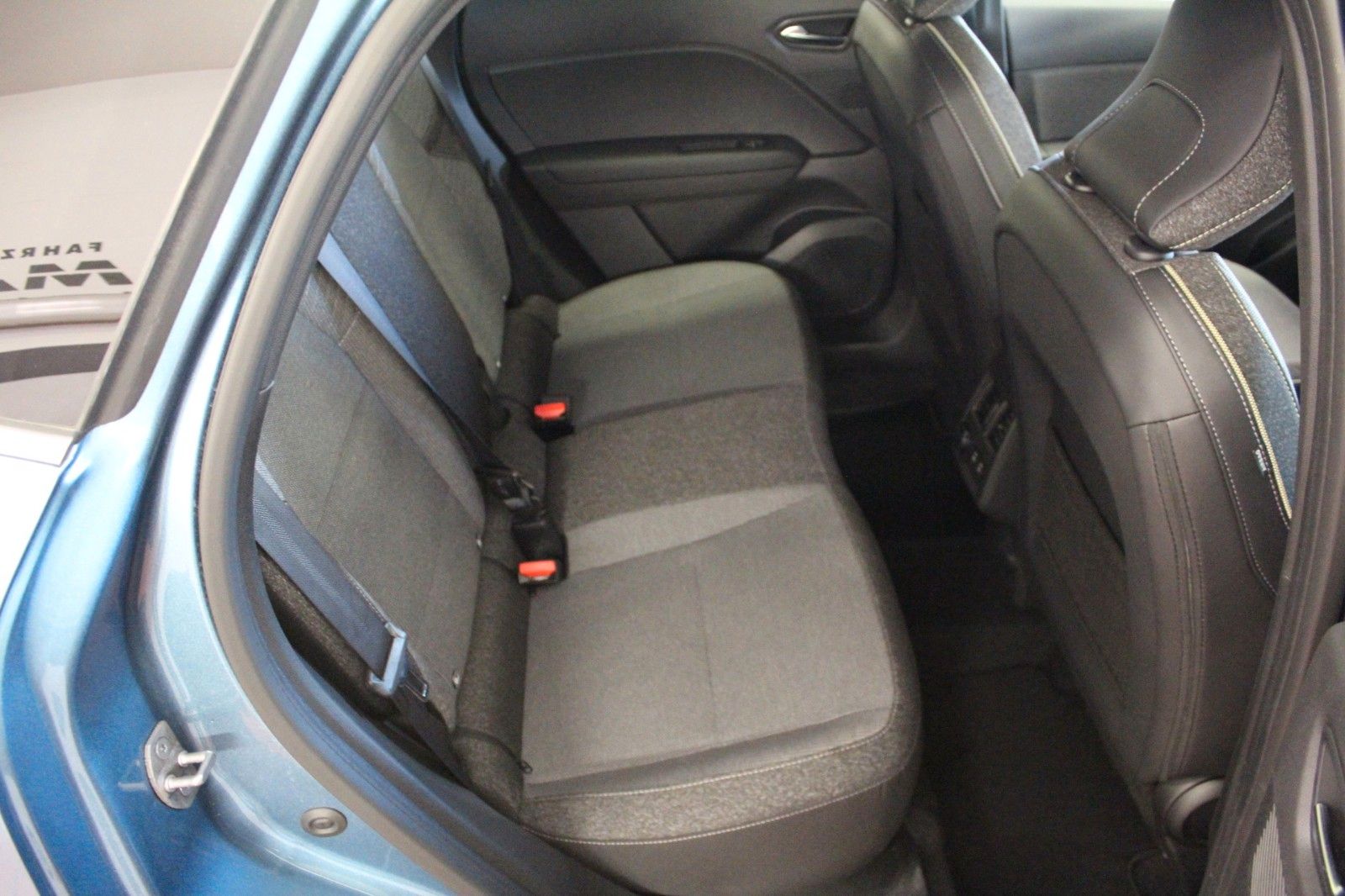 Fahrzeugabbildung Renault Symbioz E-Tech Full Hybrid 145 Techno *Winterp.*