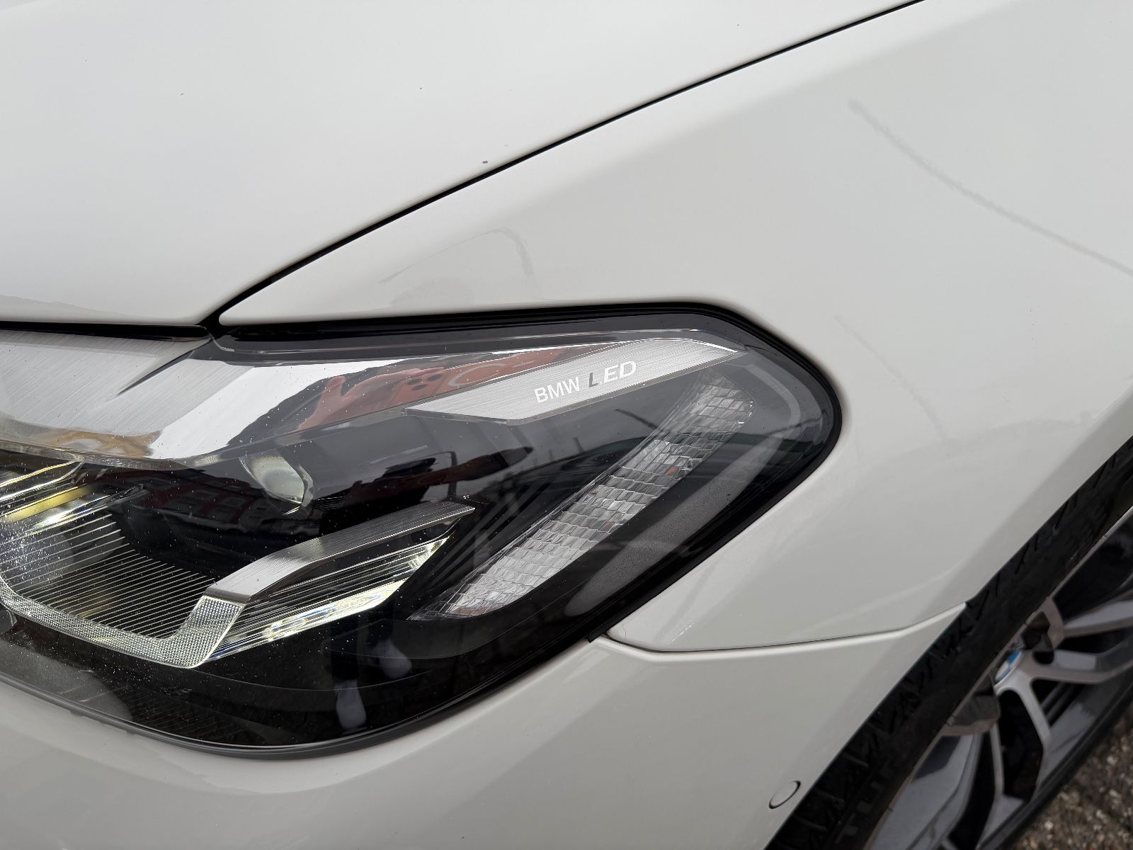 Fahrzeugabbildung BMW 520 i Touring M Sport H&K AHK LED KAMERA
