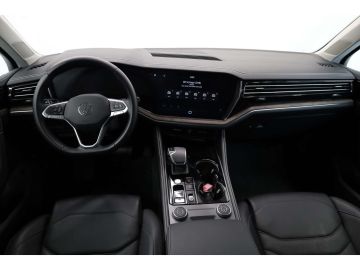 Volkswagen Touareg - 8
