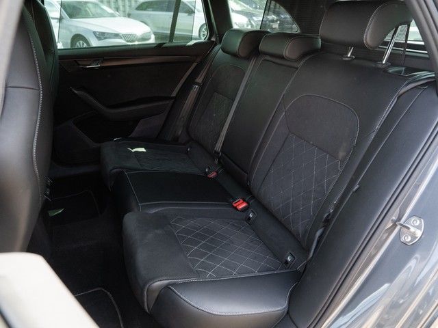 Superb Combi 1.4 iV Sportline DSG AHK+MATRIX+360