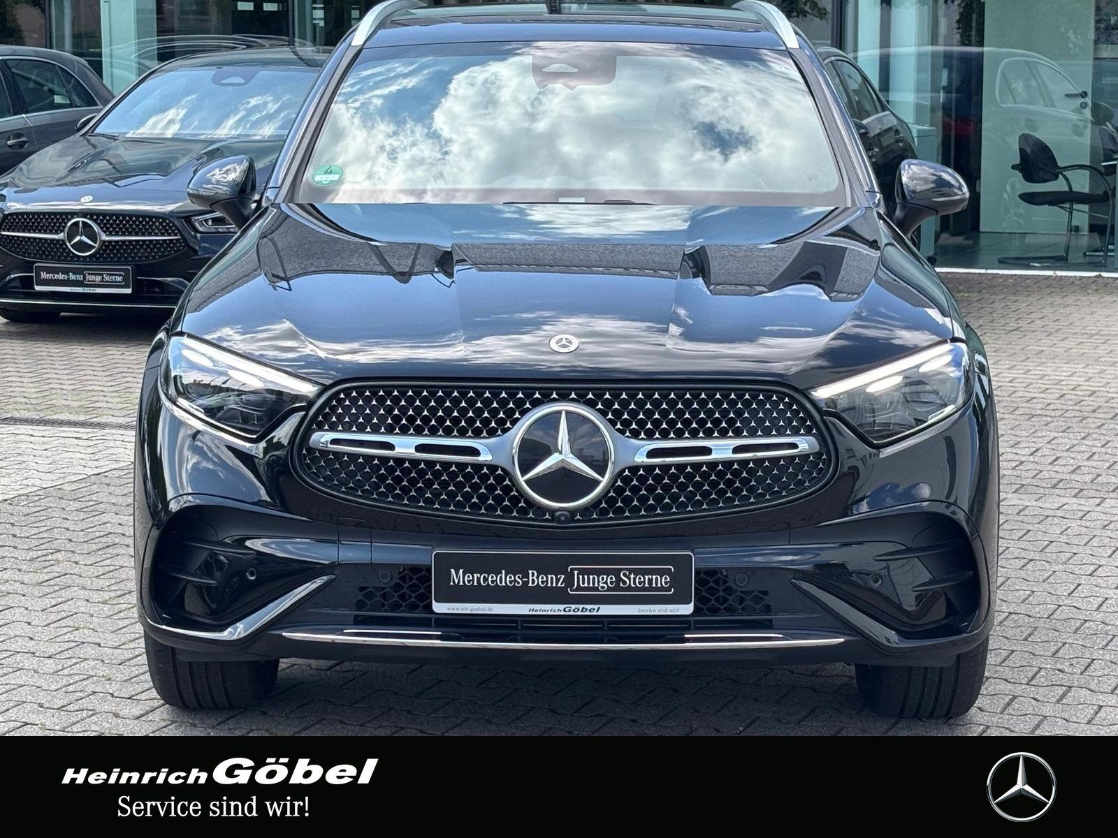Fahrzeugabbildung Mercedes-Benz GLC 300 4M AMG*PANO*AHK*360°KAMERA*MEMORY*