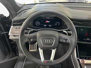 2025 AUDI RSQ8 — фото 9