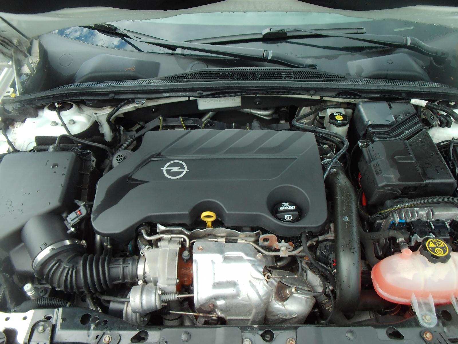 Opel Insignia B Sports Tourer*4x4*1.Hd*Head*Navi*Lede