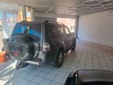 Mitsubishi Pajero 3.2 DI-D Top 7 Sitzer 3,5T AHK Pano EU6 - Mitsubishi Pajero mit Diesel-Antrieb: A