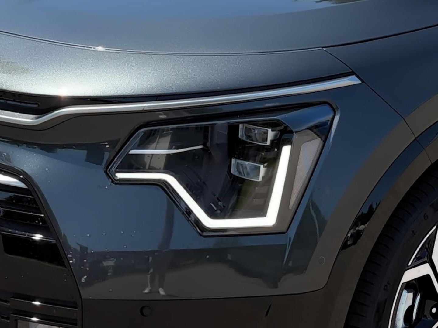 Fahrzeugabbildung Kia Niro Hybrid Spirit 1.6 HUD Navi Digitales Cockpi