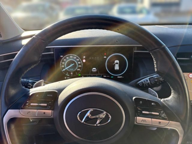 Fahrzeugabbildung Hyundai Tucson Trend Plug-In Hybrid 4WD AHK ELEKTRISCHE