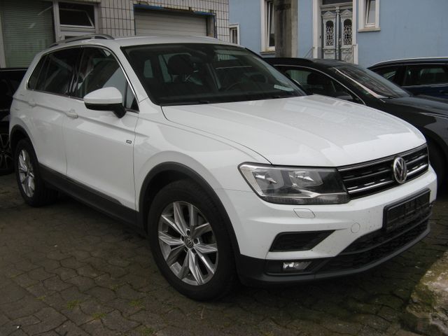 Volkswagen Tiguan Join neue Motor und Zahnriem bei 171 tkm.