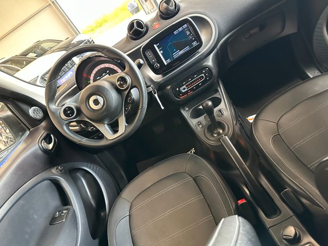 Smart ForFour *SitzH*Navi*PDC*Rückfahrkamera*