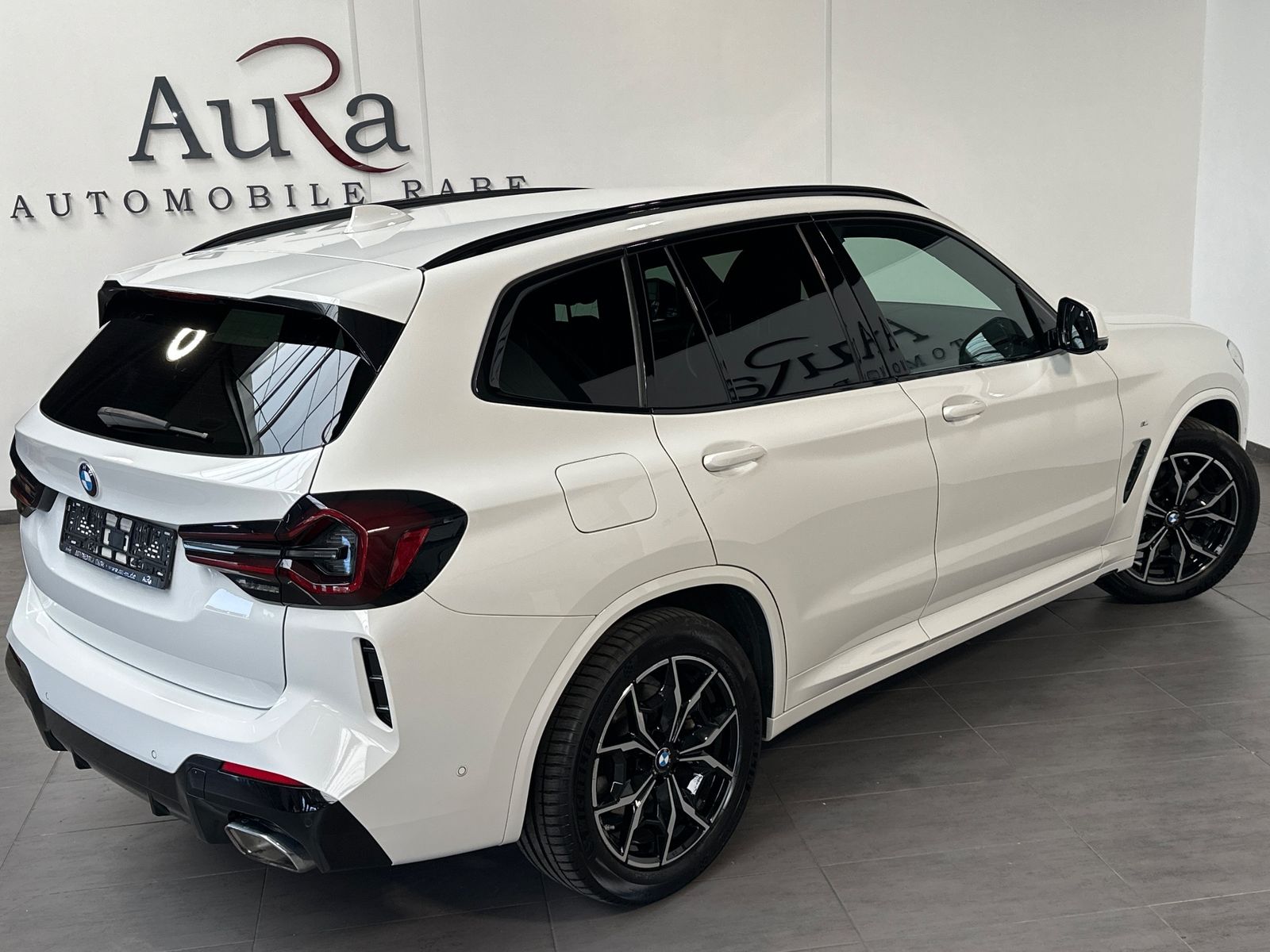 Fahrzeugabbildung BMW X3 xDrive30d M-Sport NAV+LED+AHK+HUD+360°+19ZO