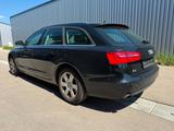Audi A6 Avant 2.8 FSI+Leder+Navi+Alu 17"+Xenon+PDC++ - Audi A6 aus 2011 mit Benzin-Antrieb: Kombi