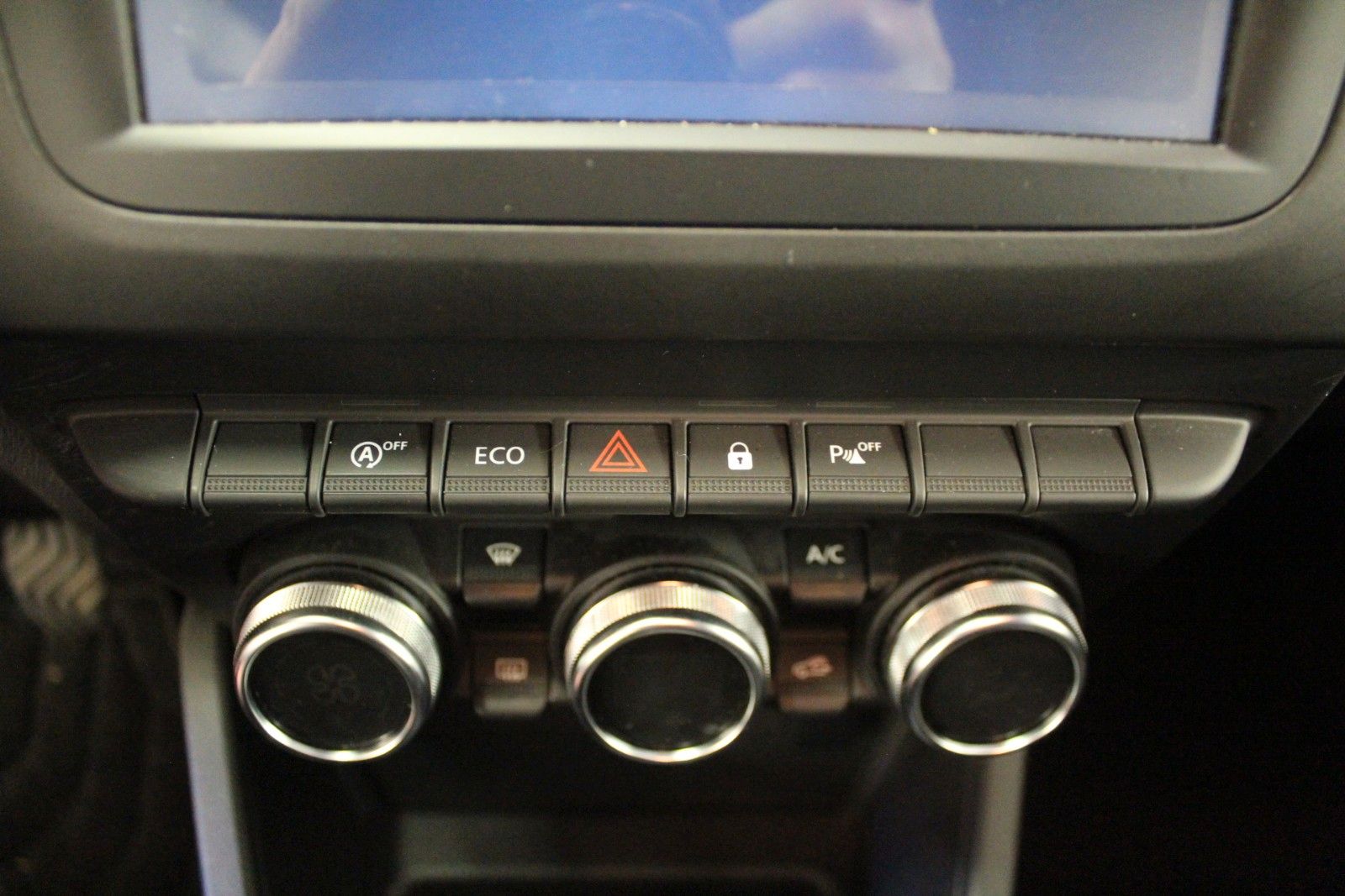 Fahrzeugabbildung Dacia Duster TCe130 *Urban*Navi*Sitzhzg*Kamera