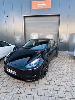 Tesla Model Y Long Range Dual ALLRAD 06/2024 21 ZOLL