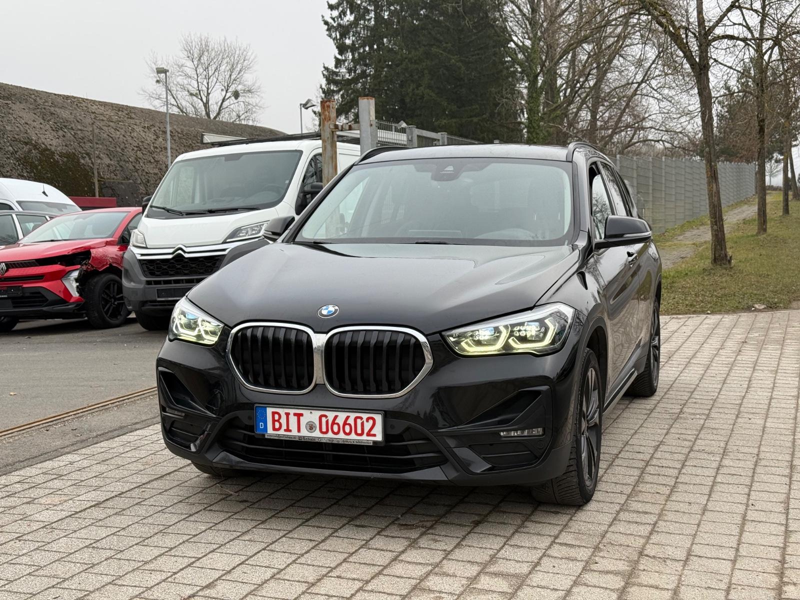 BMW X1 xDrive 18 d Sport Line*Head-Up*CarPlay*Ambien