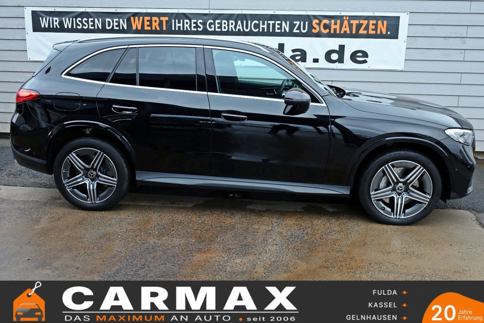 Fahrzeugabbildung Mercedes-Benz GLC 300 e 4M, AMG line, SH,Navi,Kamera,ACC, +WR
