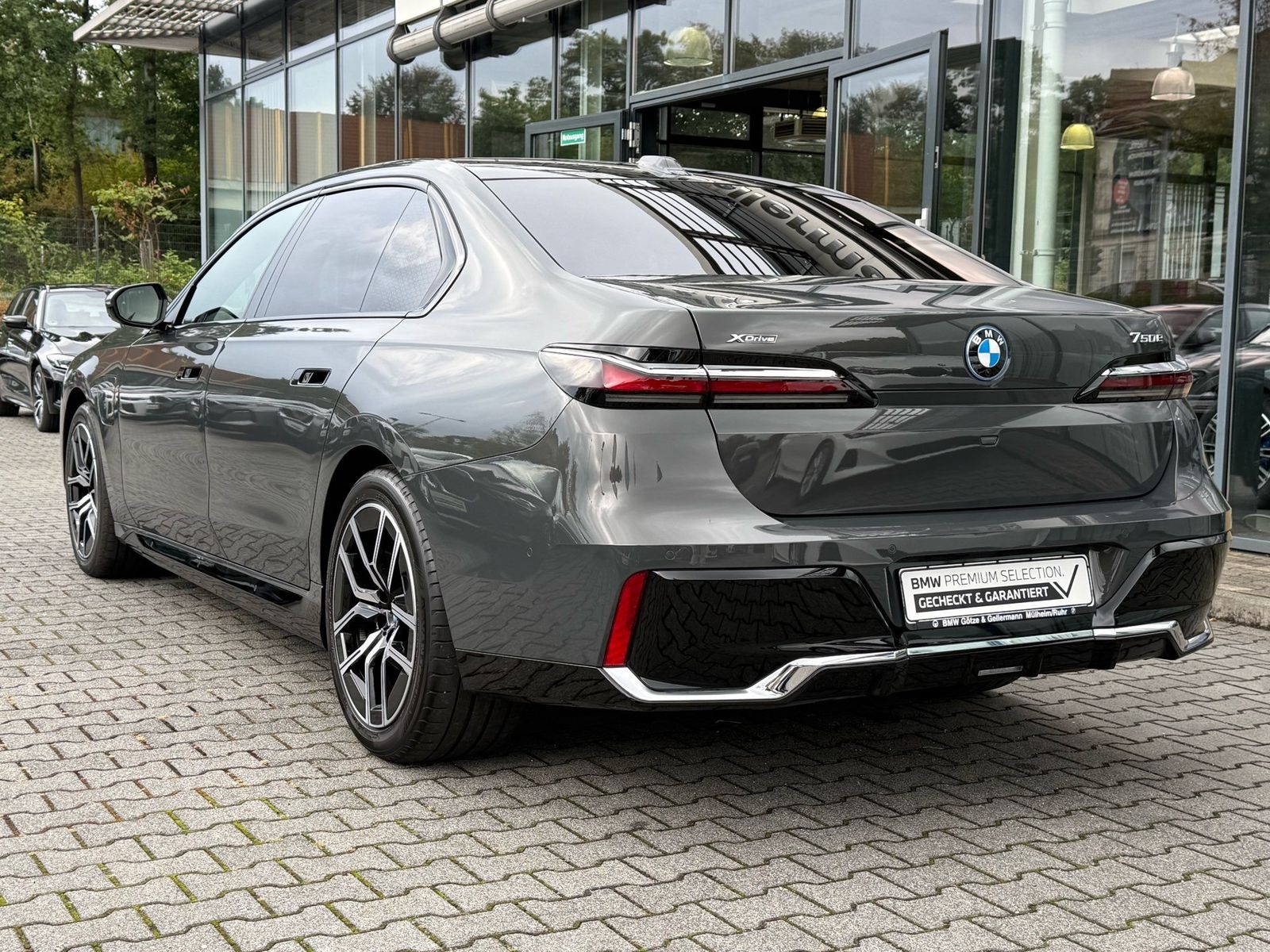 BMW 750 - Bild 4