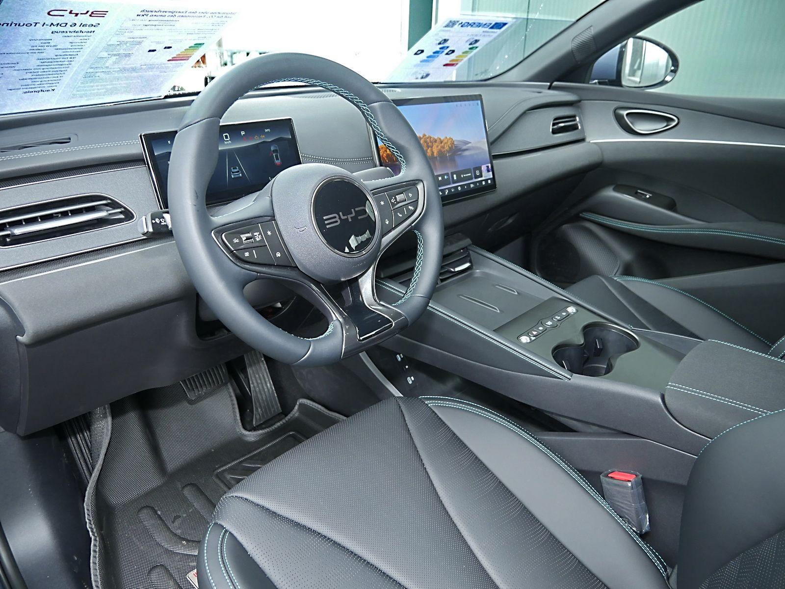 BYD SEAL 6