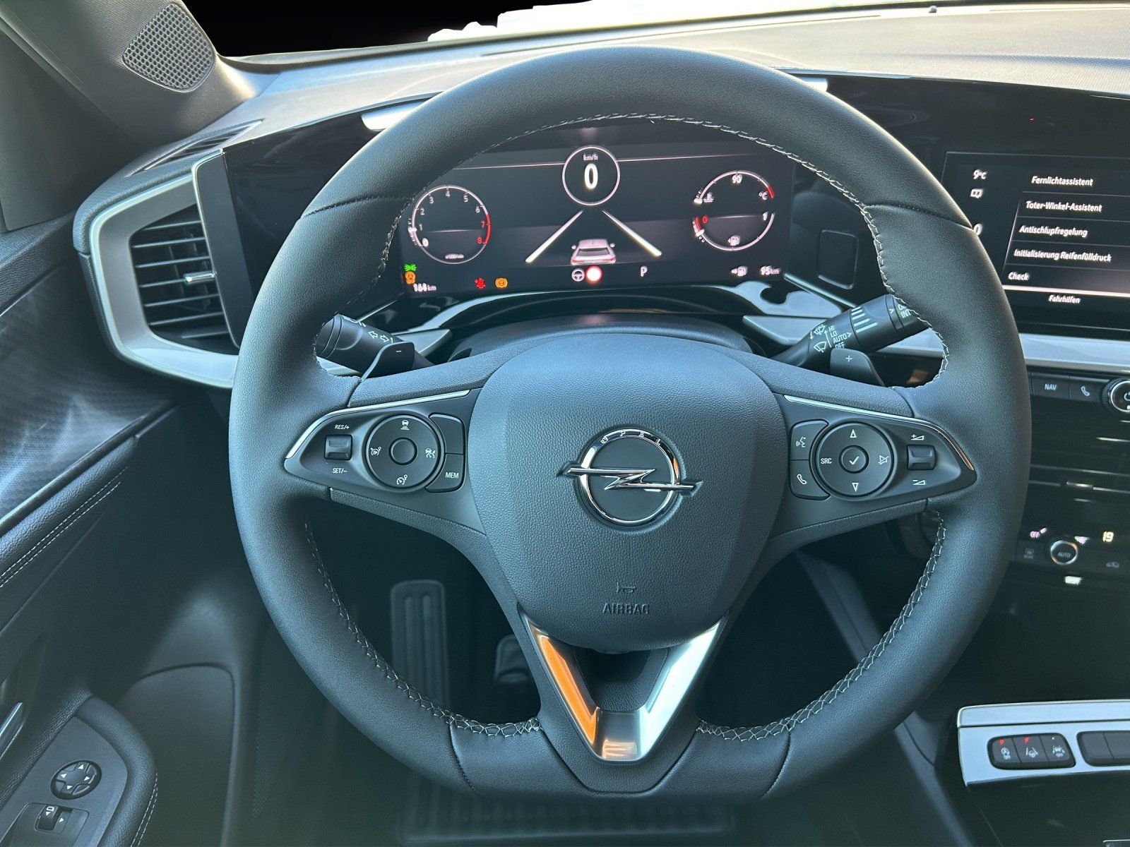 Fahrzeugabbildung Opel Mokka 1.2 Turbo Ultimate Aut./ACC/LED/KAMERA/
