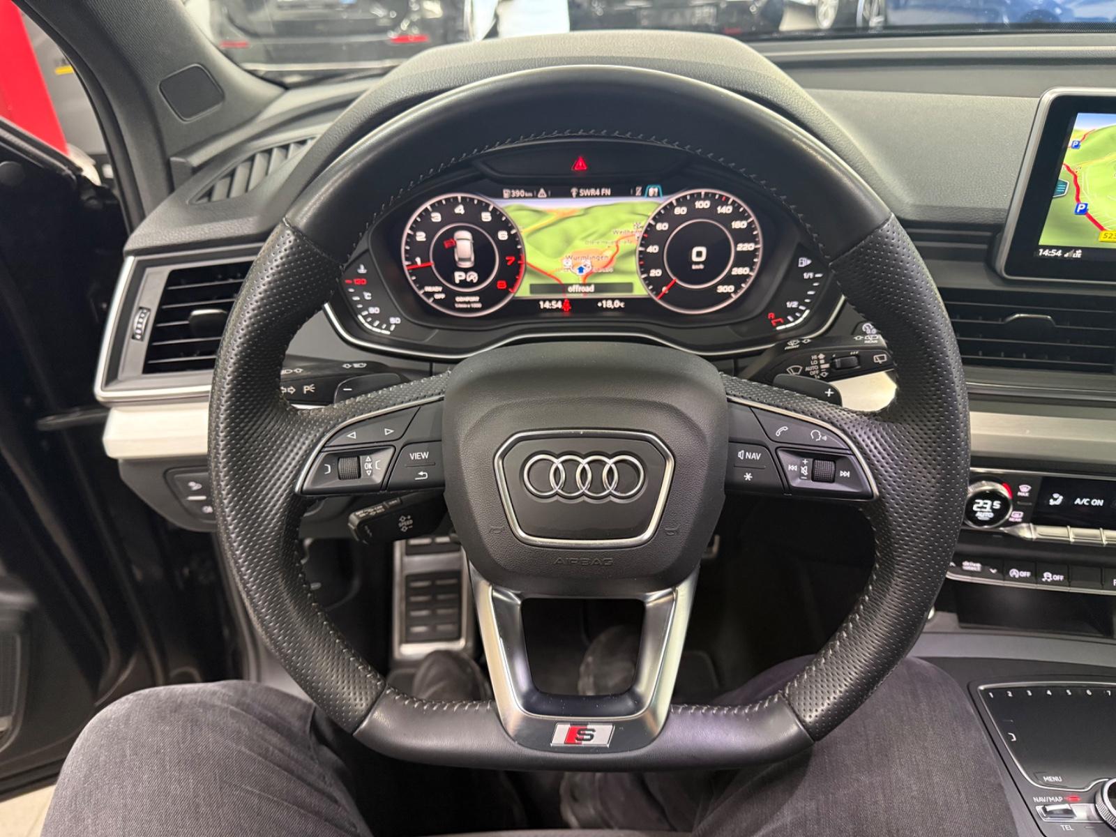 Audi Q5 45 TFSI quattro sport*S-LINE*PANO*STHZG*AHK*