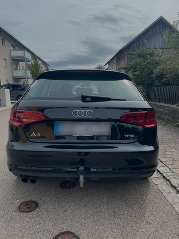 AUDI Audi A3 Sportback 1.4 TFSI  Top Zustand, ...
