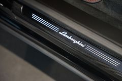 LAMBORGHINI Urus Performante | Full Carbon | Akrapovic | PPF LAMBORGHINI Urus Performante | Full Carbon | Akrapovic | PPF