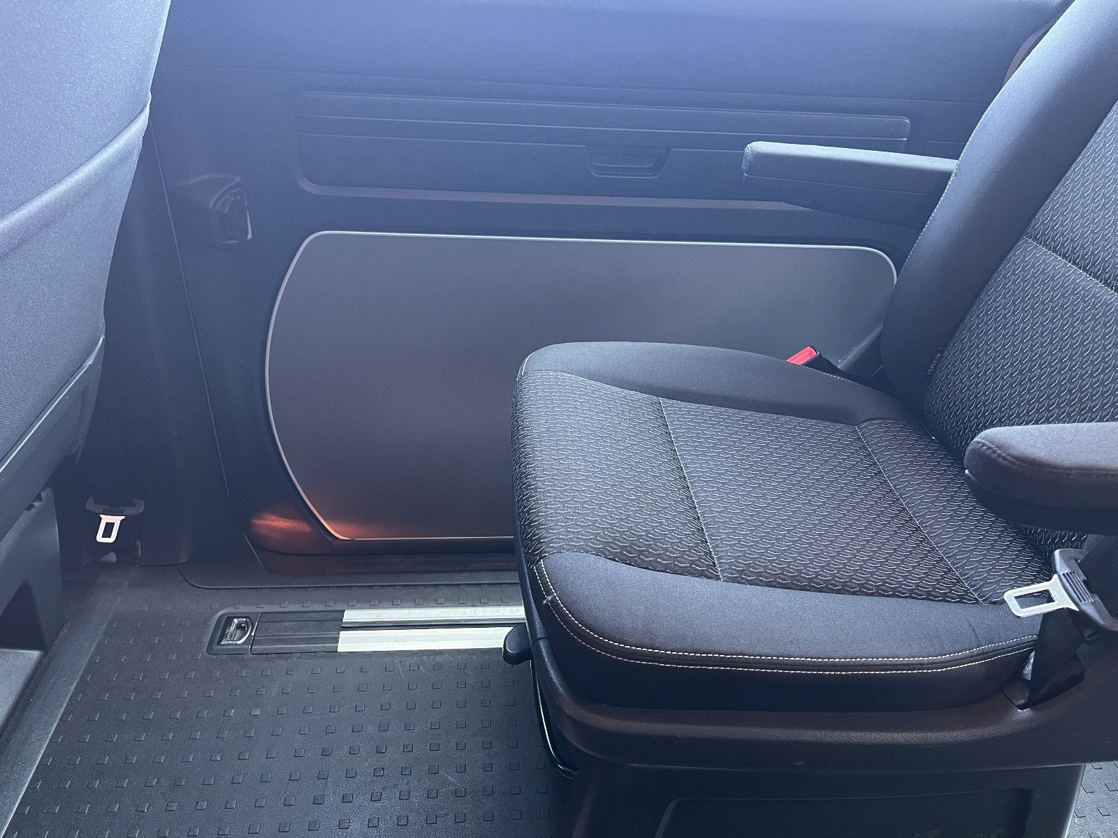 Fahrzeugabbildung Volkswagen T6 Multivan 7 Sitzer