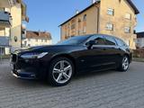 Volvo V90 D5 AWD Momentum Geartronic Momentum - Volvo V90 Momentum mit Diesel-Antrieb