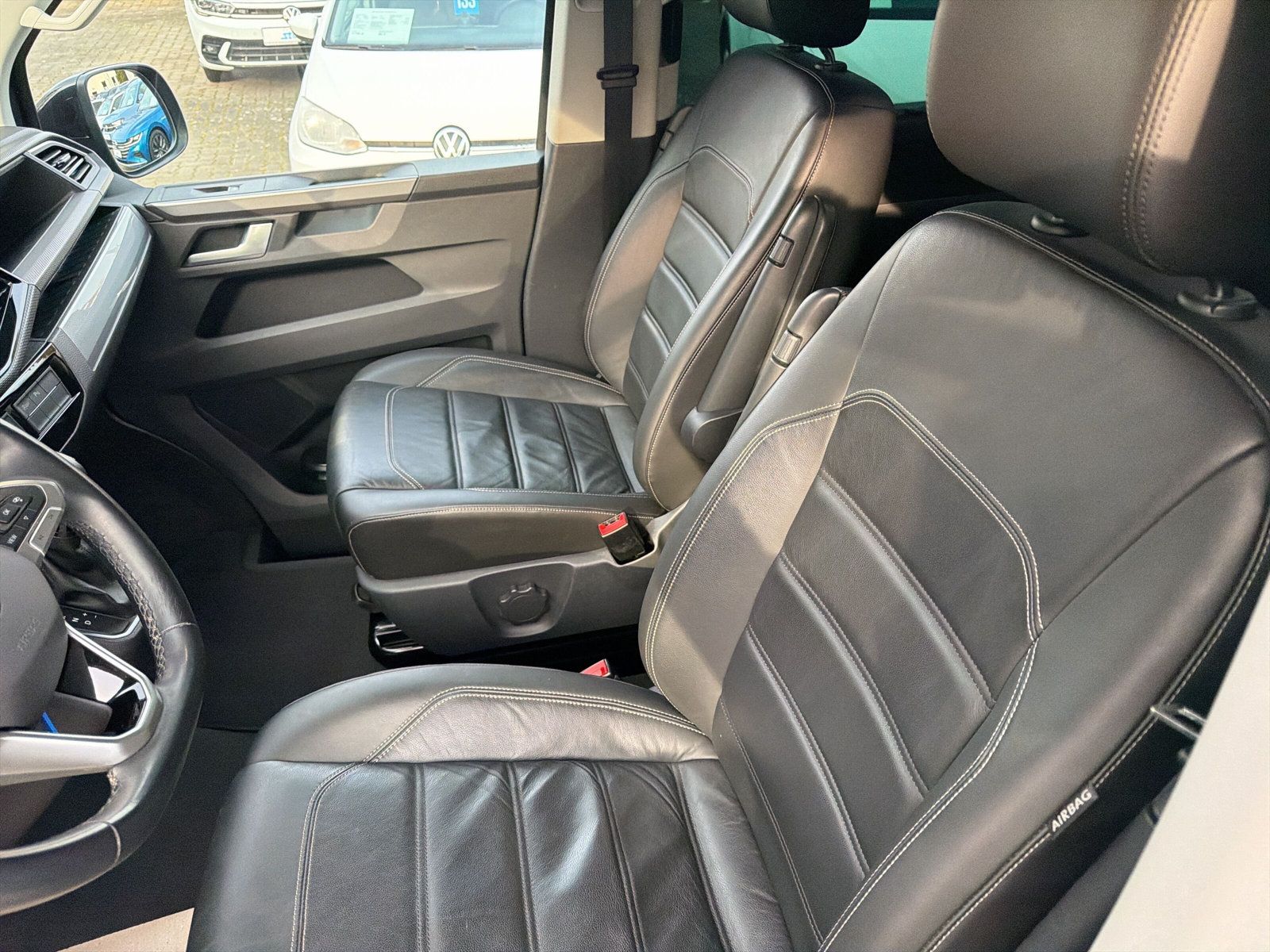 T6.1 Multivan Gen. Six 7S TDi DSG Navi Kamera