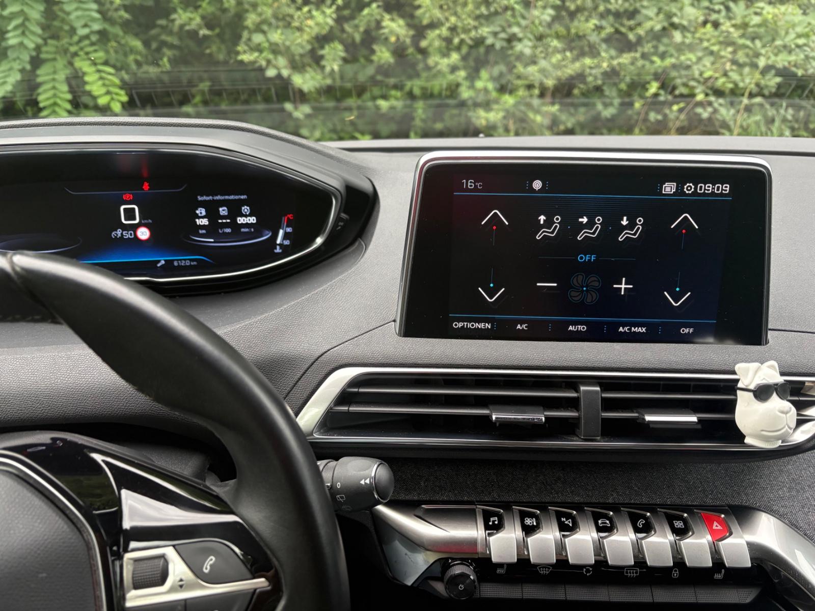 Peugeot 3008 Allure PureTech 130 .  Top gepflegt 
